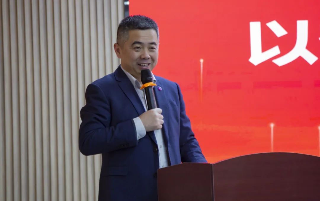 亚洲精品久久一区二区三区