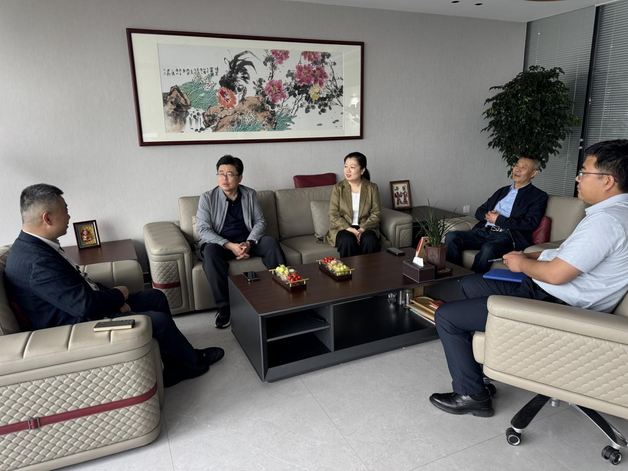 槐荫区周晨副区长一行领导到我司走访调研